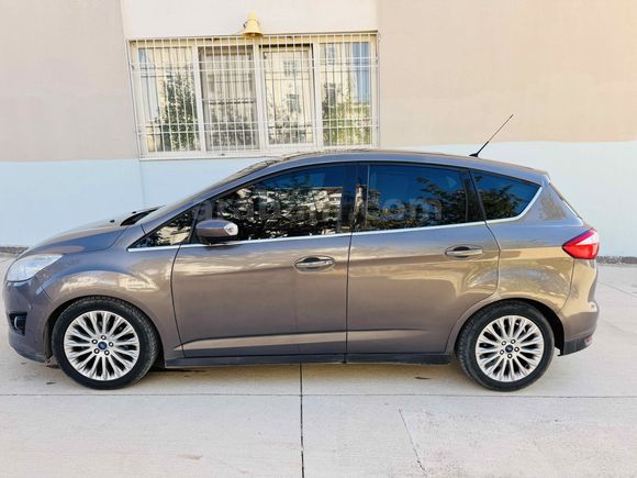 Sahibinden Ford C-Max 1.6 TDCi Titanium 2012 Model 