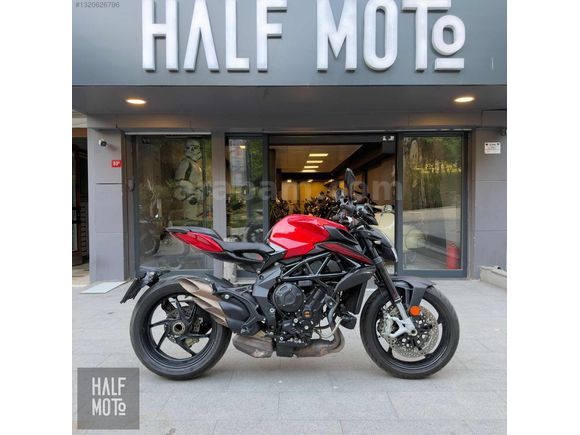 HALF MOTO BEŞİKTAŞ 2022 MV AGUSTA BRUTALE 800 ROSSO