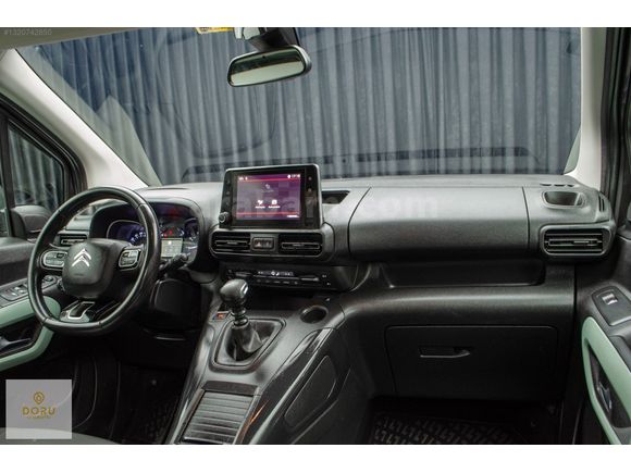 DORU'DAN HATASIZ 2019 BERLİNGO 1.5 BlueHDI SHINE BOLD+CAM TAVAN
