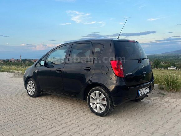 Mitsubishi Colt Otomatik1.3 Invite 2011 Model