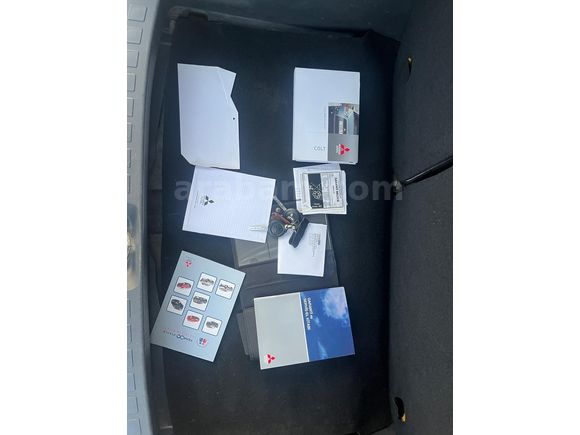 Mitsubishi Colt Otomatik1.3 Invite 2011 Model