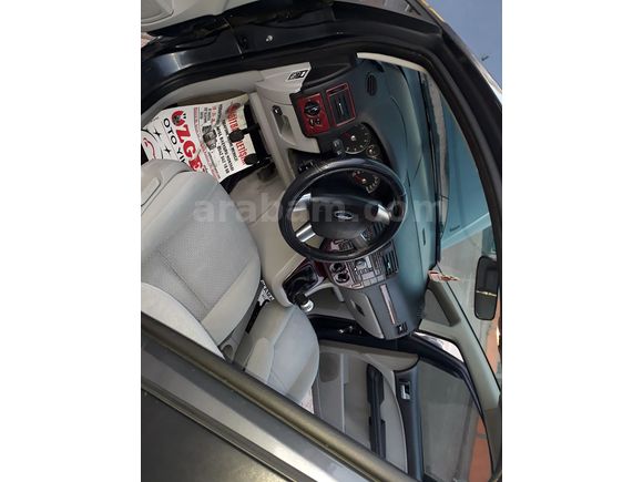 Sahibinden Ford C-Max 1.6 Trend 2005 Model 