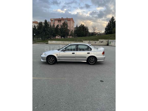 Sahibinden Honda Civic 1.4 i S 2000 Model 