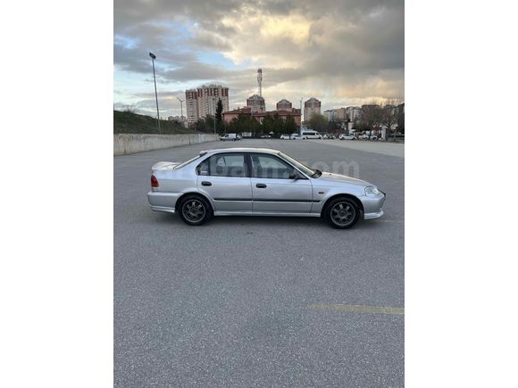 Sahibinden Honda Civic 1.4 i S 2000 Model 
