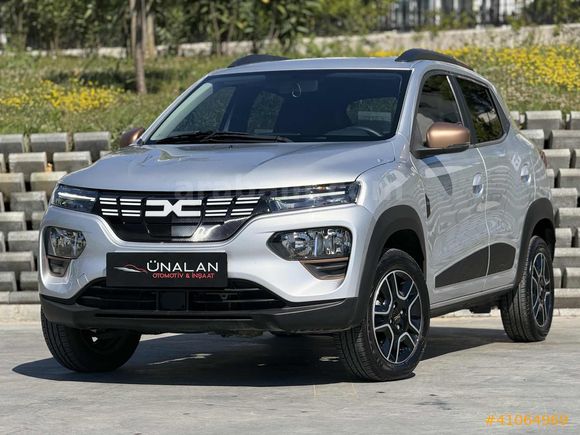 ÜNALAN | 2023 DACİA SPRİNG EXTREME -ELEKTRİK - BOYASIZ | HATASIZ