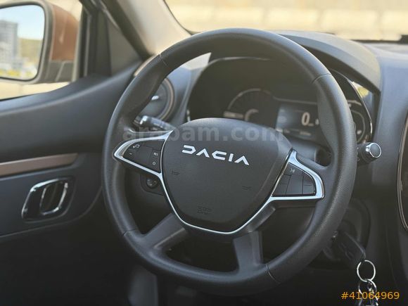 ÜNALAN | 2023 DACİA SPRİNG EXTREME -ELEKTRİK - BOYASIZ | HATASIZ