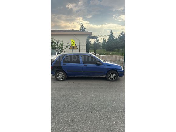 Sahibinden Renault Clio 1.4 RN 1997 Model 