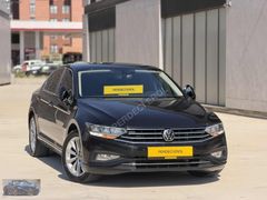 PERDECİ EROL'DA 2021 WV PASSAT 1.5 BUSİNESS ORJ HATSZ YENİ LOGO