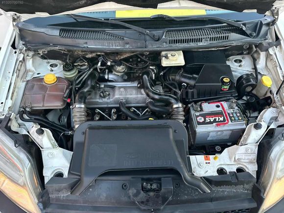 Ford Connect Motor mekanik kusursuz