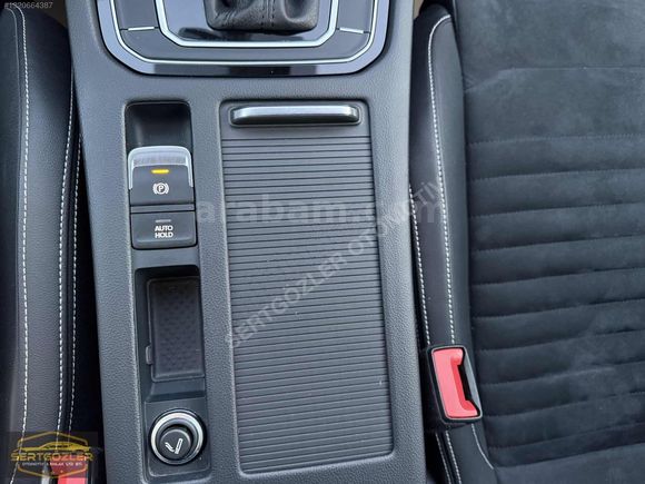 HATASIZ BOYASIZ TRAMERSİZ 118 BİN KM ELEGANCE CAM TAVAN FULL