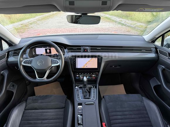 HATASIZ BOYASIZ TRAMERSİZ 118 BİN KM ELEGANCE CAM TAVAN FULL