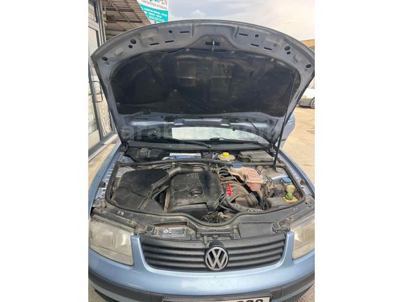 Sahibinden Volkswagen Passat 1.8 Trendline 2000 Model 