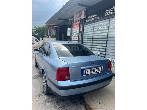 Sahibinden Volkswagen Passat 1.8 Trendline 2000 Model 