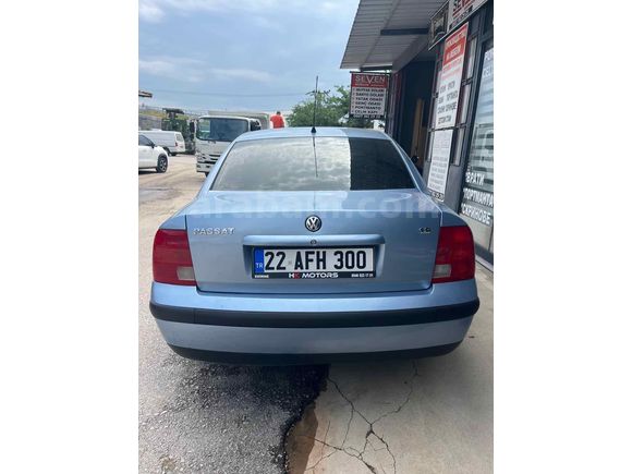 Sahibinden Volkswagen Passat 1.8 Trendline 2000 Model 