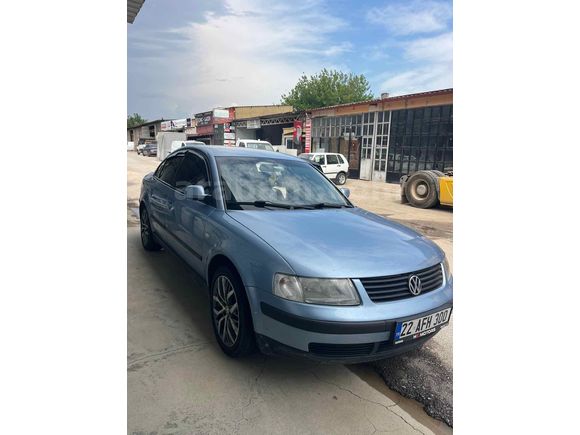 Sahibinden Volkswagen Passat 1.8 Trendline 2000 Model 
