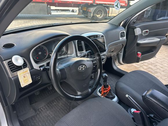 Sahibinden Hyundai Accent Era 1.4 Team 2010 Model