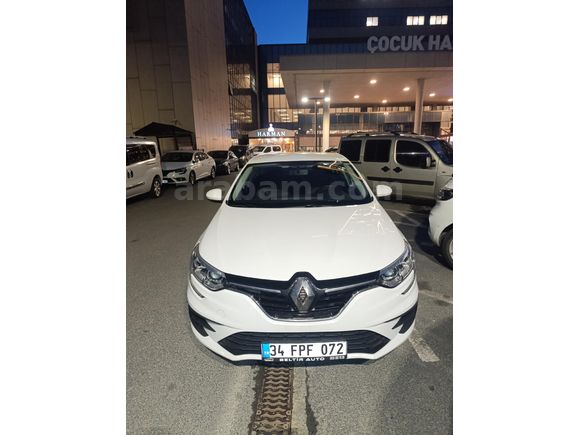 Sahibinden Renault Megane 1.3 TCe Joy 2022 Model