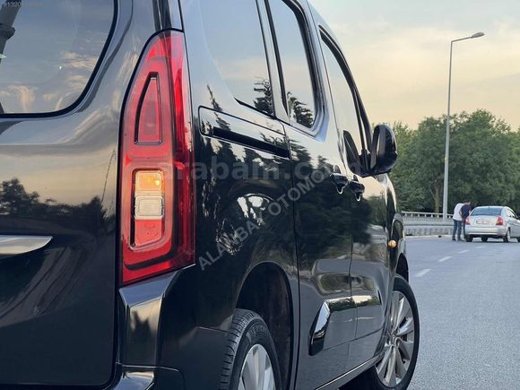 ALANBAY DAN 2022 MODEL 28 BİNDE ELGANS OTAMATİK İLK SAHİBİNDEN