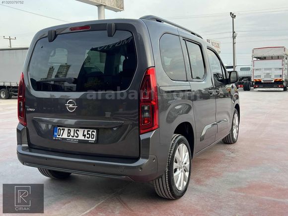 ÇIRAK'TAN 2023 HATASIZ CAM TAVAN 1.5 COMBO ULTİMATE 28.000 KMDE_