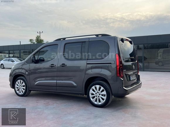 ÇIRAK'TAN 2023 HATASIZ CAM TAVAN 1.5 COMBO ULTİMATE 28.000 KMDE_