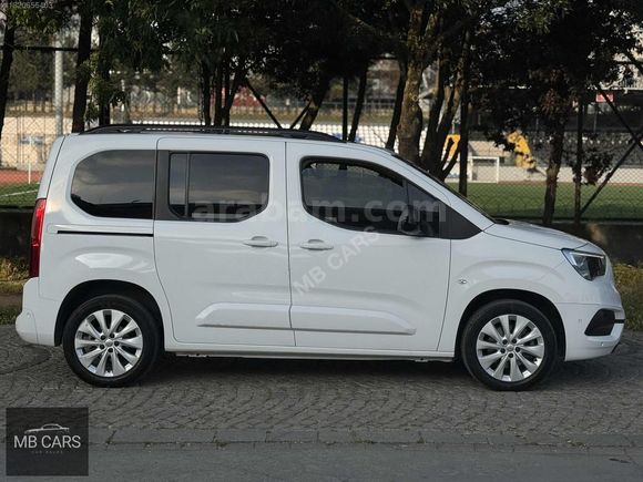 HATASIZ COMBO 1.5 D OTOMATİK FULL+FULL ULTİMATE CAM TAVAN 50 KM