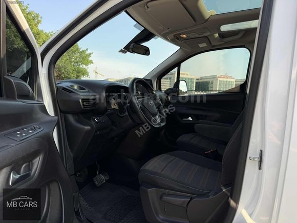 HATASIZ COMBO 1.5 D OTOMATİK FULL+FULL ULTİMATE CAM TAVAN 50 KM