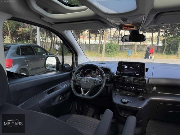 HATASIZ COMBO 1.5 D OTOMATİK FULL+FULL ULTİMATE CAM TAVAN 50 KM