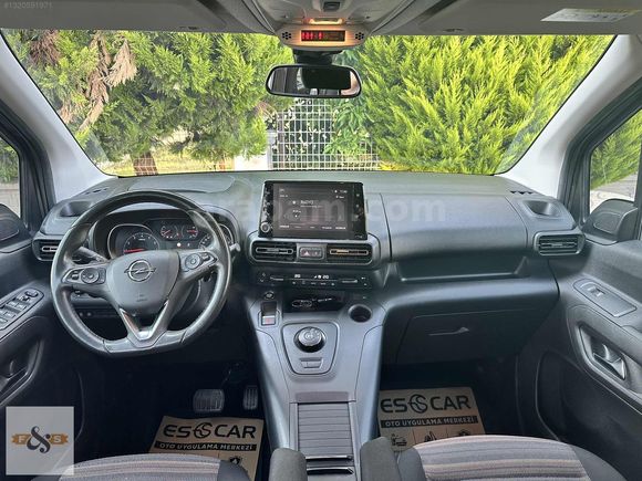 F&S OTOMOTİV'DEN 2023 OPEL COMBO 1.5 D ULTİMATE 78.000KM BOYASIZ