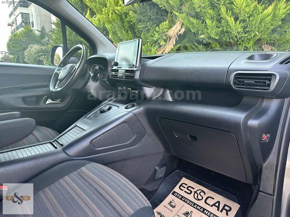 F&S OTOMOTİV'DEN 2023 OPEL COMBO 1.5 D ULTİMATE 78.000KM BOYASIZ