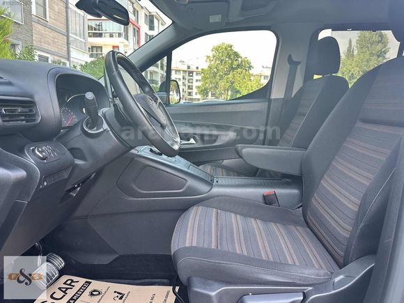 F&S OTOMOTİV'DEN 2023 OPEL COMBO 1.5 D ULTİMATE 78.000KM BOYASIZ