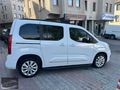 2024 OPEL COMBO ELEGANCE DİZEL OTOMATİK HATASIZ BOYASIZ