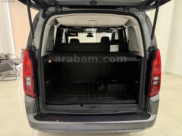 ALN AUTO 2022 COMBO CAM TAVAN "69,500"KM HATASIZ