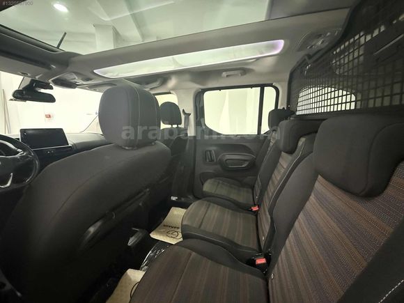 ALN AUTO 2022 COMBO CAM TAVAN "69,500"KM HATASIZ