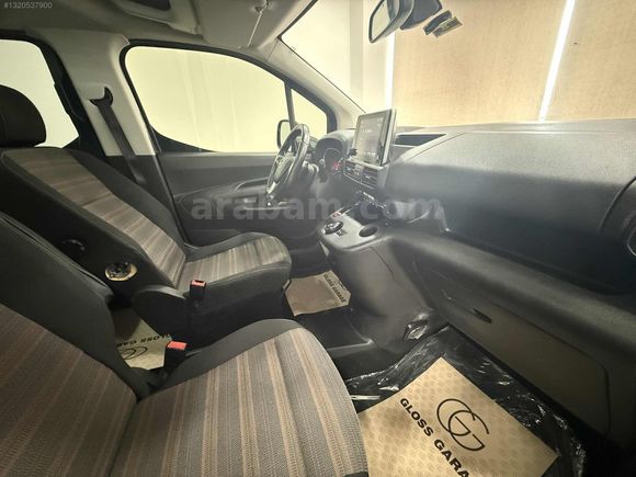 ALN AUTO 2022 COMBO CAM TAVAN "69,500"KM HATASIZ