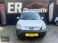 ER MOTORS ATAŞEHİR'DEN 2012 MODEL PEUGEOT PARTNER 1,6 HDİ