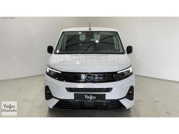 *YETKİLİ BAYİDEN 2025 OPEL COMBO 1.5 D ULTIMATE XL - %20 KDV
