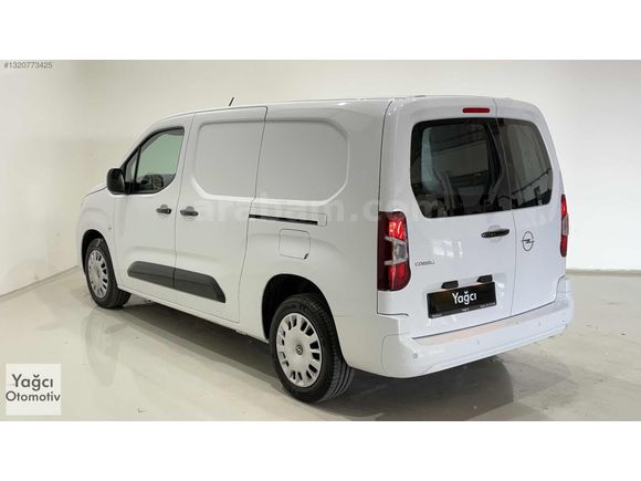 *YETKİLİ BAYİDEN 2025 OPEL COMBO 1.5 D ULTIMATE XL - %20 KDV