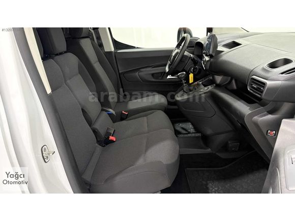 *YETKİLİ BAYİDEN 2025 OPEL COMBO 1.5 D ULTIMATE XL - %20 KDV