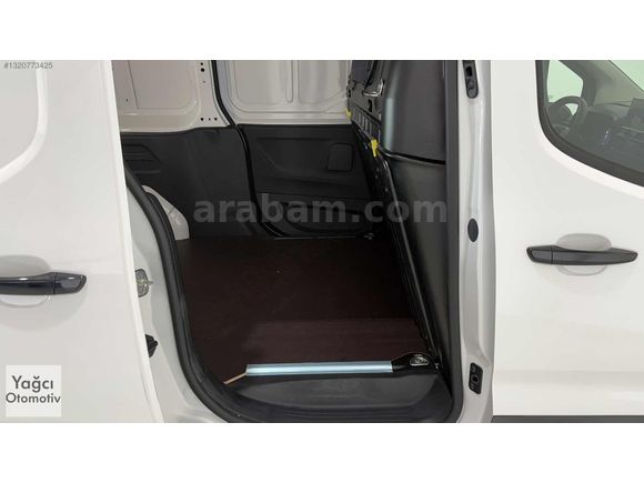 *YETKİLİ BAYİDEN 2025 OPEL COMBO 1.5 D ULTIMATE XL - %20 KDV