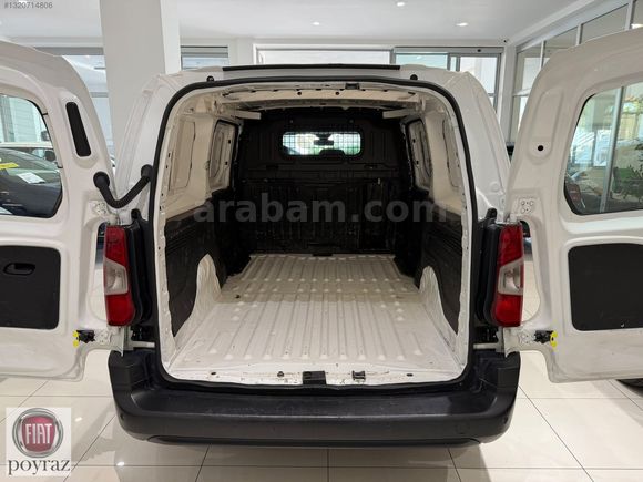 FİAT POYRAZ'DAN %0,69 FAİZLE OPEL COMBO CARGO 1.5 EDITION MT6