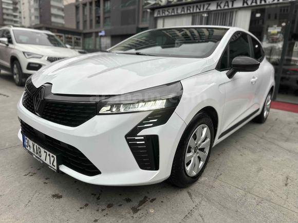 Galeriden Renault Clio İstanbul