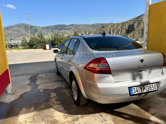 ÇİÇEK PAKET MEGANE DERTSİZ PAKET
