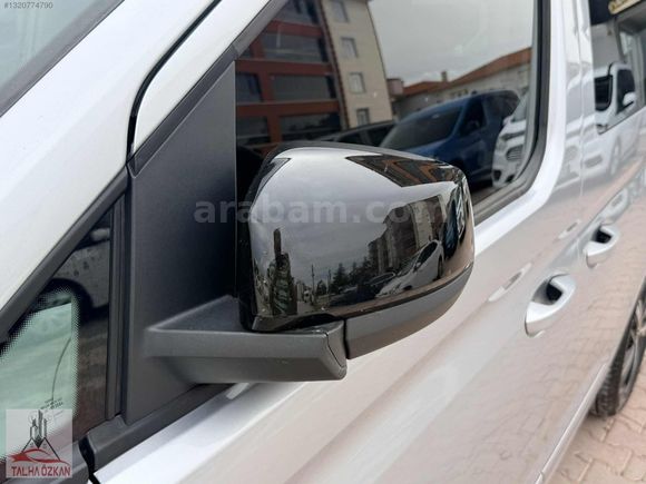 2023 MODEL VOLKWAGEN CADDY 2.0 TDİ STYLE HATASIZ BOYASIZ