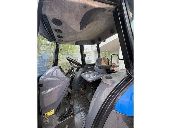 New Holland td75d