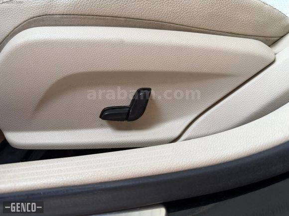 2015 MODEL C200D EXCLUSİVE 7G-TRONİC CAM TAVAN İMZALI SERİ..