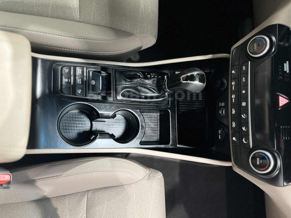 DEHA'dn_HYUNDAİ_TUCSON_1.6 CRDI 4x2_STYL PLUS_SERVİS_BAKIMLI