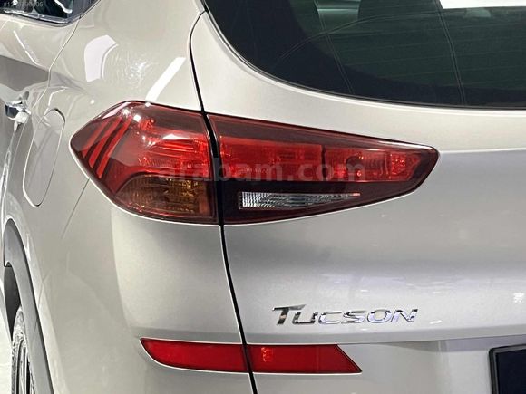 DEHA'dn_HYUNDAİ_TUCSON_1.6 CRDI 4x2_STYL PLUS_SERVİS_BAKIMLI