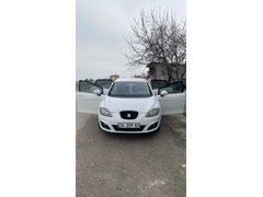 3.Sahibinden elden ele gezmemiş temiz bakımlı otomatik Leon 