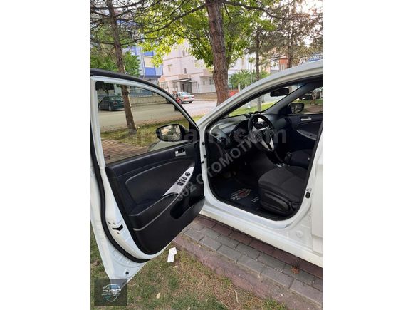 302//DEN HYUNDAİ ACCENT BLUE OTMTK K.K 12 TAKSIT
