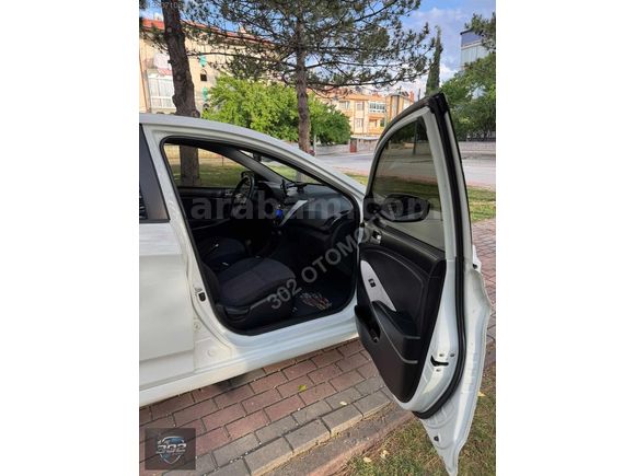 302//DEN HYUNDAİ ACCENT BLUE OTMTK K.K 12 TAKSIT